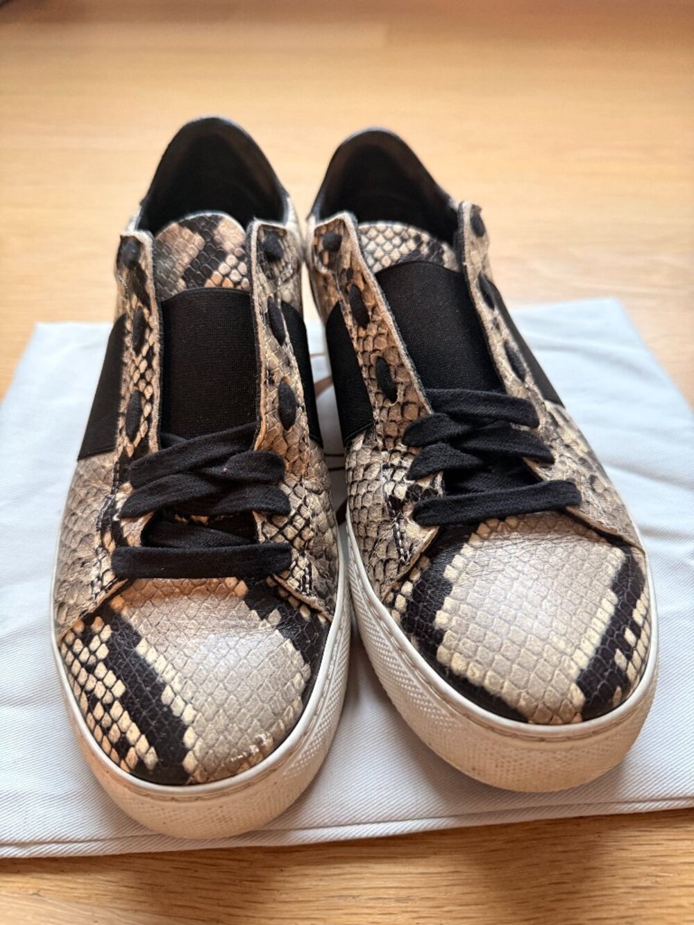 M.Gemi Snakeskin (print)  Volata Sneaker 38EU